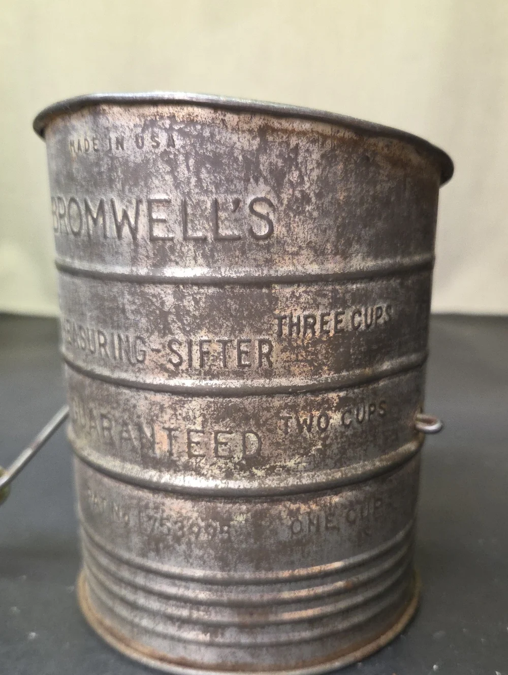 Vtg Bromwells Measuring Sifter 3 cup Guaranteed, Potato/ Rice Masher